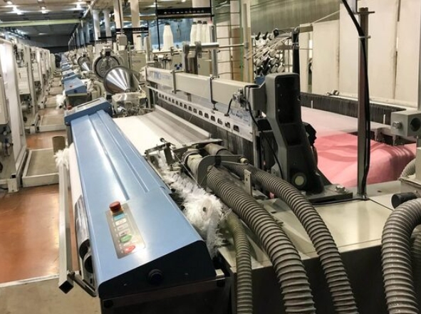 Automatic silk screen press enhances efficiency and ROI.